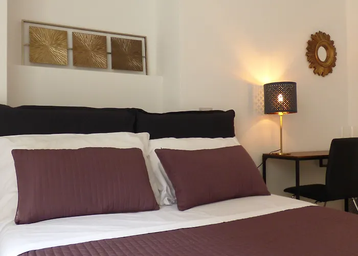 B&B Monteoliveto 33 Napoli